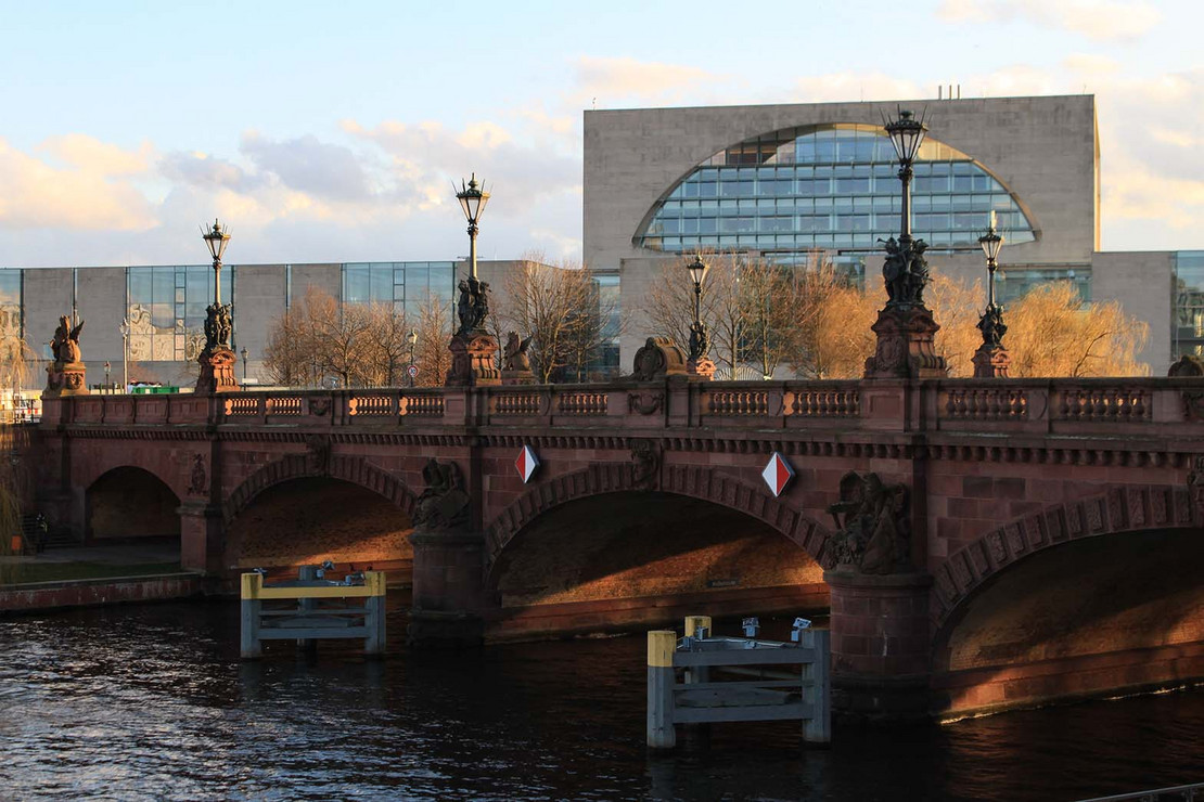 Blick auf das Kanzleramt in Berlin