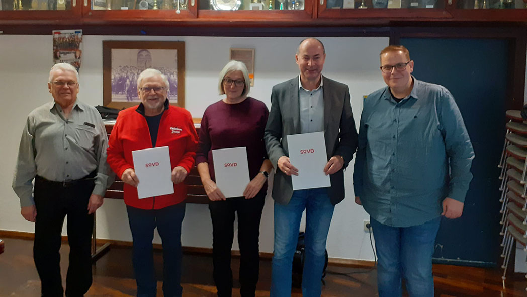 Vorsitzender Herbert Ößwein mit Bruno Trauth, Anita Detzel, Michael Detzel und Landesschatzmeister Thorsten Greiner.